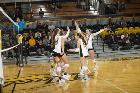 Huskies volleyball returns home looking to create some separation